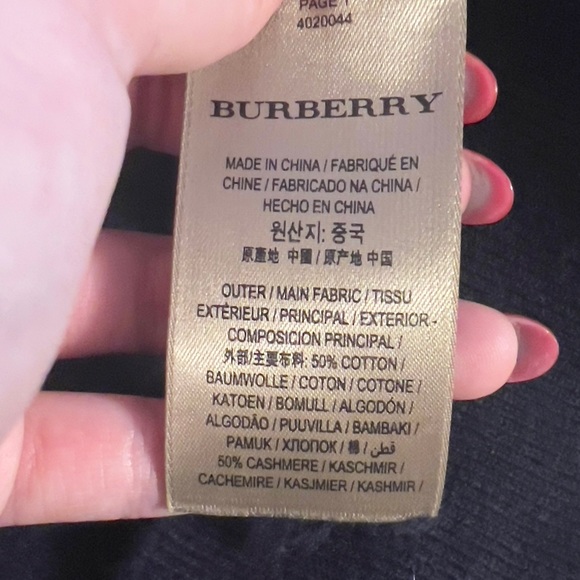 Burberry Sweater - Picture 2 of 4